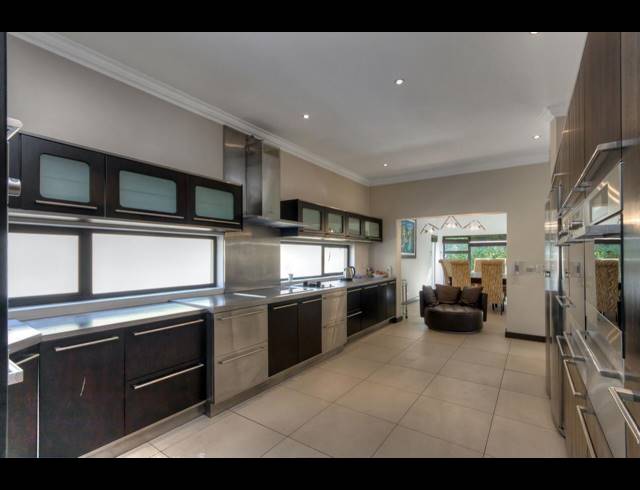 3 BEDROOM CLUSTER FOR SALE IN MORNINGSIDE